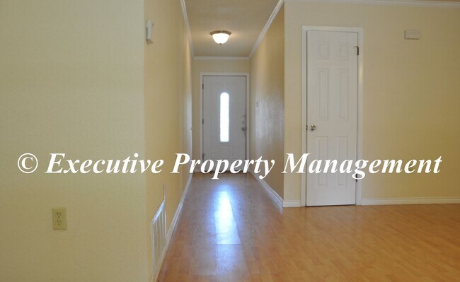 Foto del edificio - 1801 Dennis Street Copperas Cove, TX 76522...