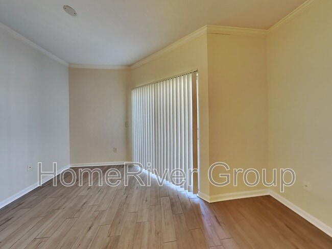 Building Photo - 9312 Crescent Loop Cir