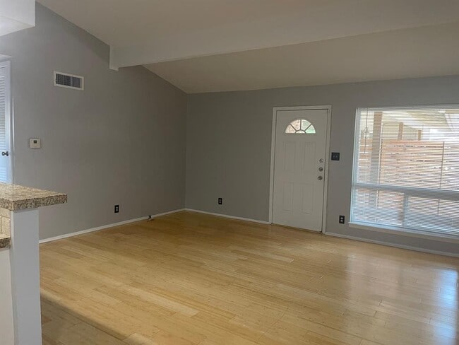 Building Photo - 8003 Pinedale Cove