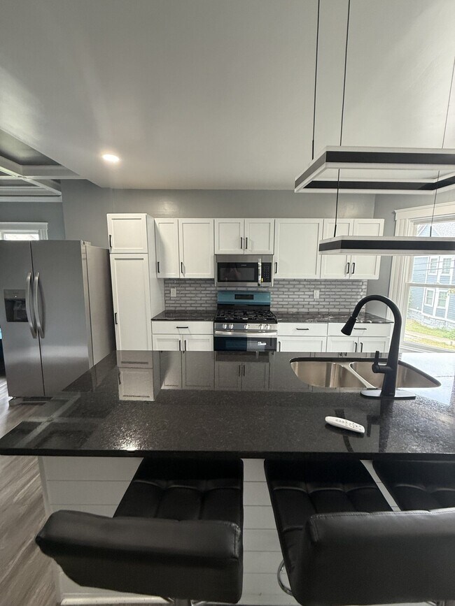 Foto del edificio - 404 S Beech St