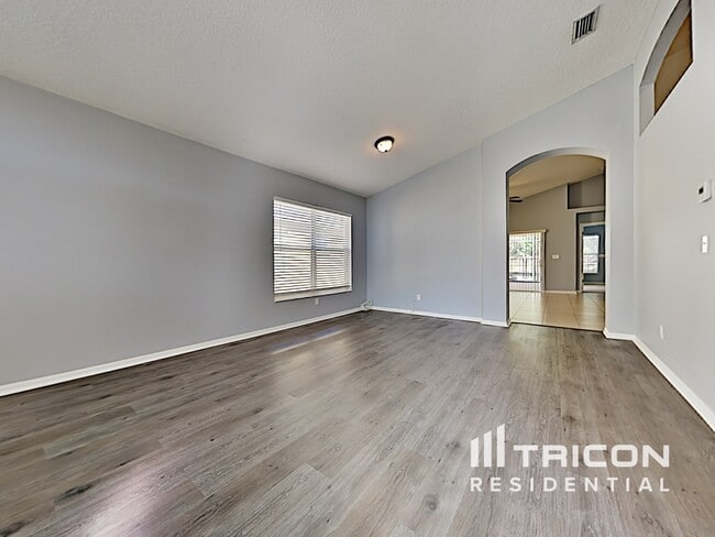 Building Photo - 15519 Granby Pl