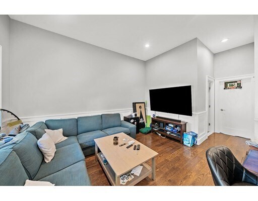 Building Photo - 134 M St