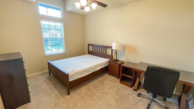 Foto del edificio - 3007 Towers Pkwy