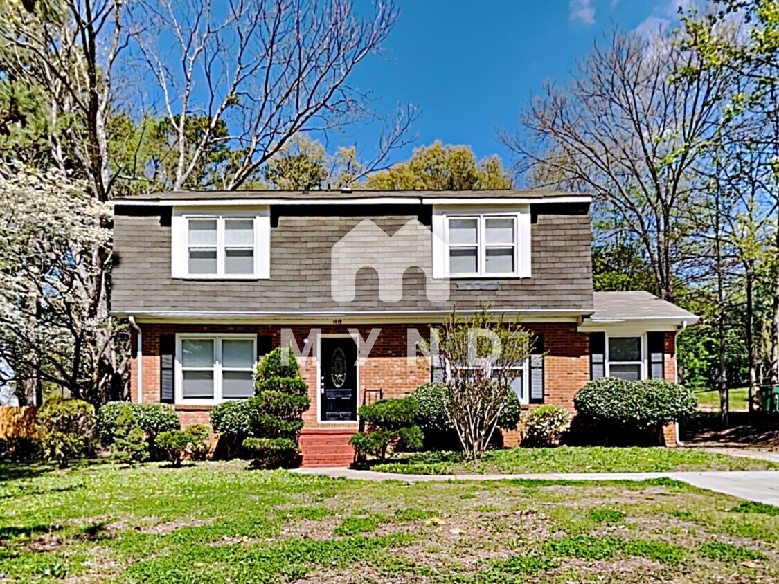 Primary Photo - 1019 Archdale Dr
