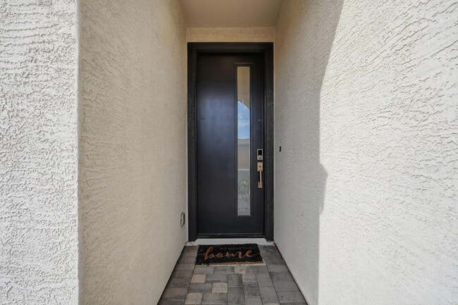 Foto del edificio - 641 S Davidson Ln