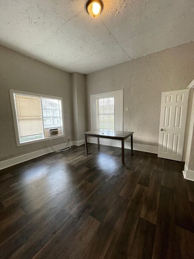 Foto del edificio - 3116 Grand Ave