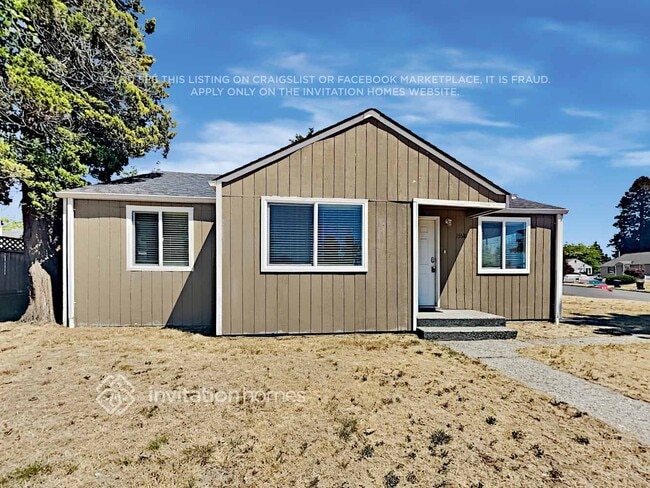 Building Photo - 13610 8th Ave SW