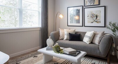 Building Photo - 10800 Hammerly Blvd