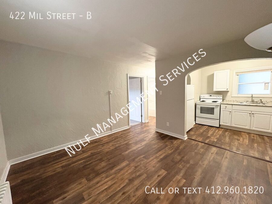 Primary Photo - 422 Mill St
