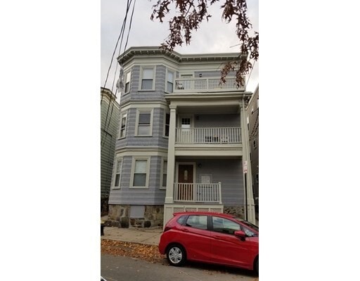 Building Photo - 106 Chester St