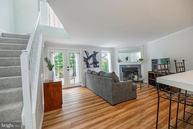 Building Photo - 7317 Castleberg Ct