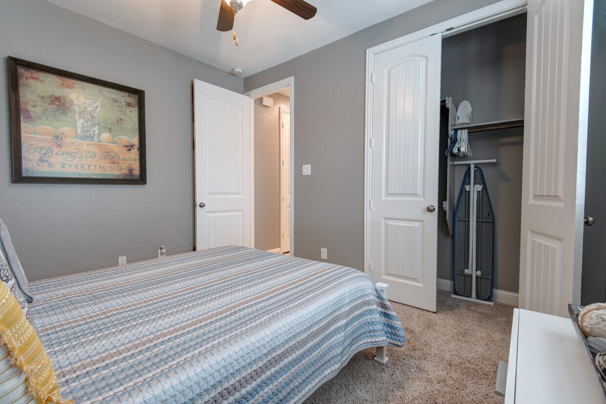 9627 Battleford Dr Unit 1ADU, Tomball, TX 77375 Apartments in Tomball