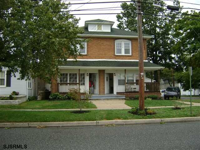 Primary Photo - 109 S West Blvd