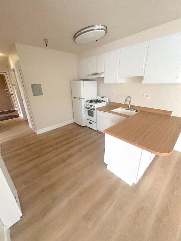 Foto del edificio - 147 Avenida Serra