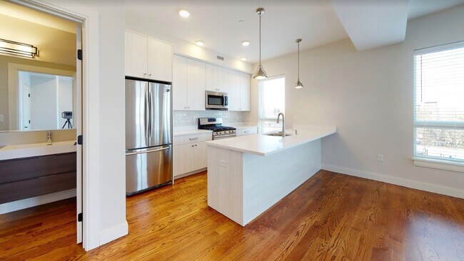 Foto del edificio - Everett St. Apartments