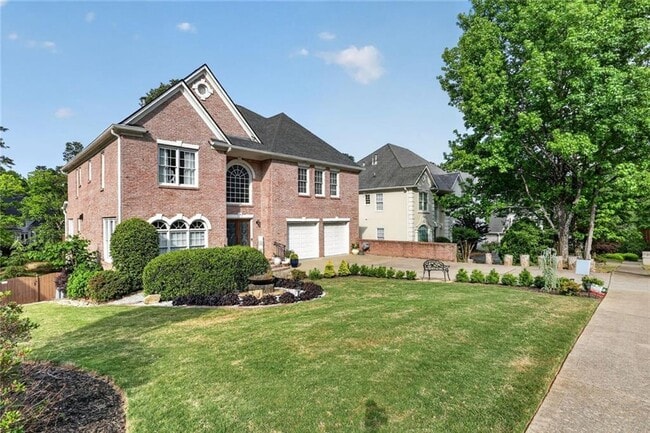 Foto del edificio - 4502 Regency Lake Dr