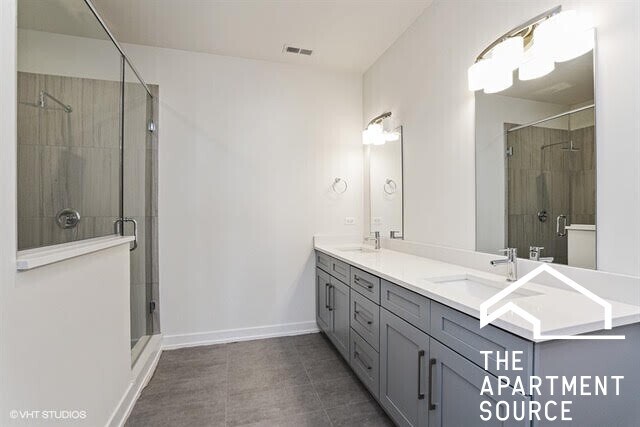 Foto del edificio - 3620 W Irving Park Rd