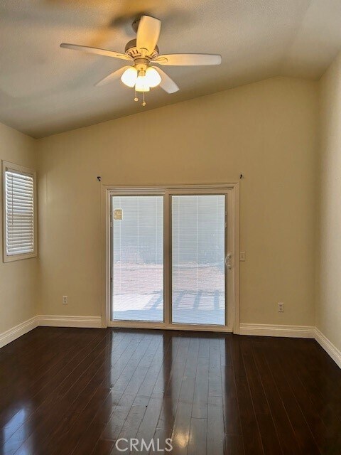 Foto del edificio - 24799 Tumbleweed Ct