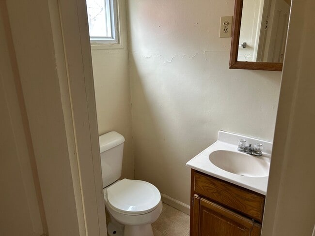 Building Photo - 741 S Noble St