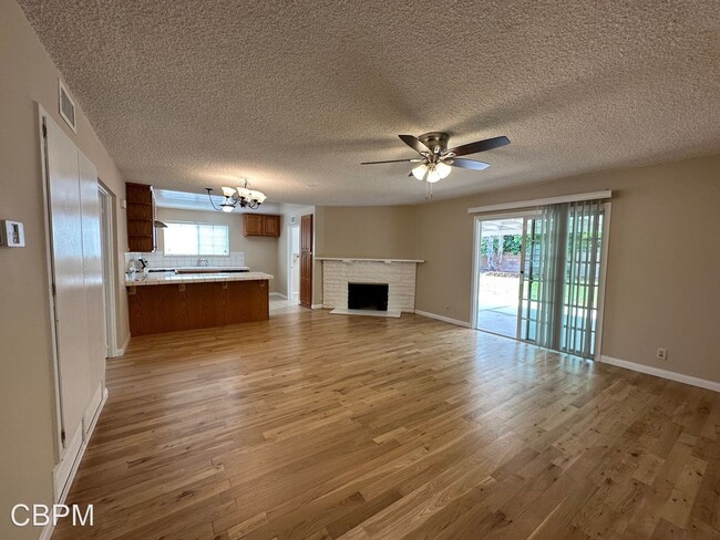 Foto del edificio - 3 br, 2 bath House - 23740 Welby Way