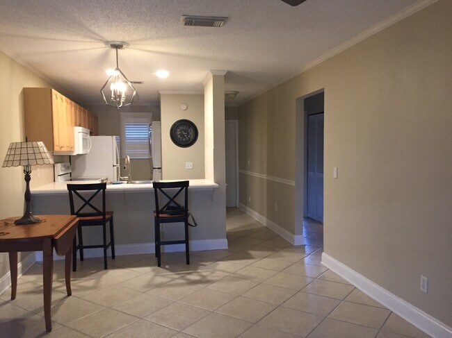 Foto del edificio - 650 W Pope Rd