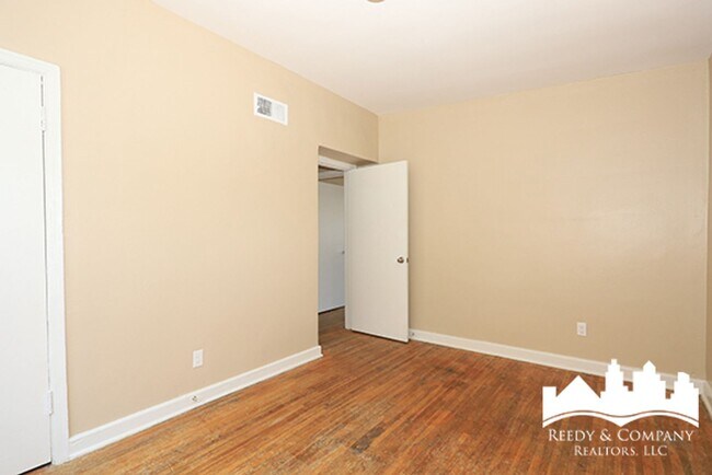 Foto del edificio - 1080 N Evergreen St