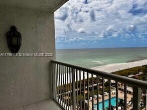 Building Photo - 2655 Collins Ave