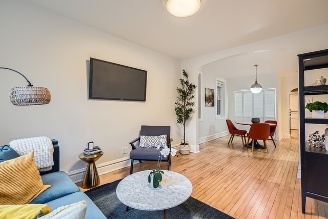 Foto del edificio - 2119 W Moffat St