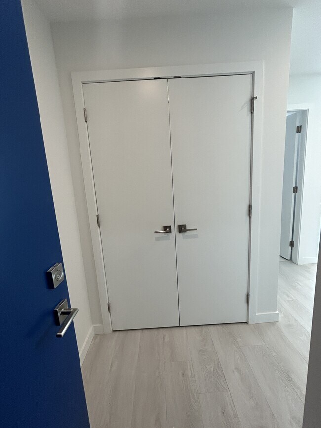 Building Photo - 13858-13108 108 Ave