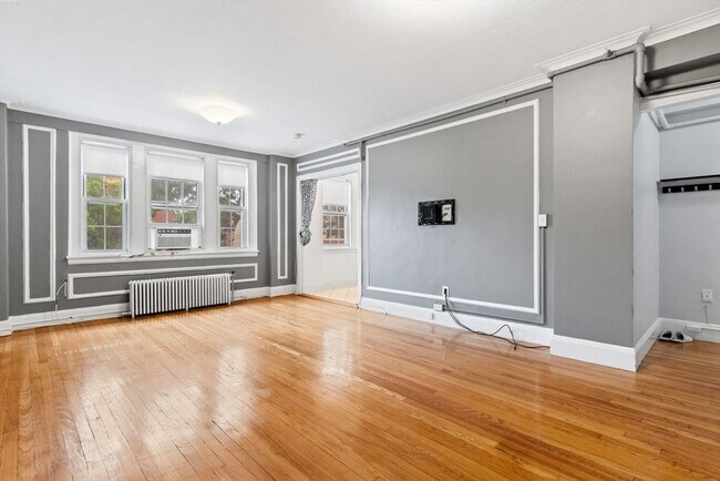 Foto del edificio - 1450 Beacon St
