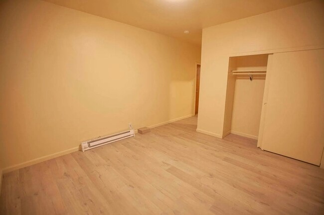 Building Photo - 1122 Sutter St