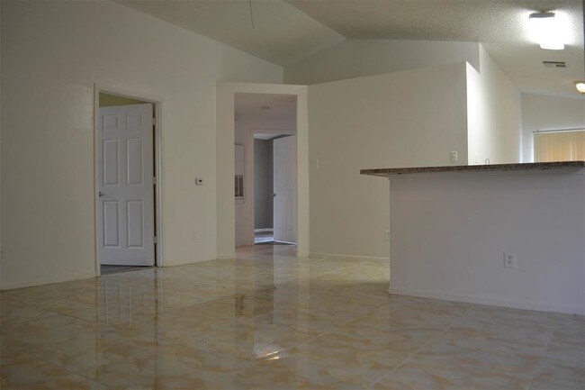 Building Photo - 7743 Ellis Dr