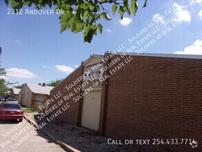 Building Photo - 2312 Andover Dr