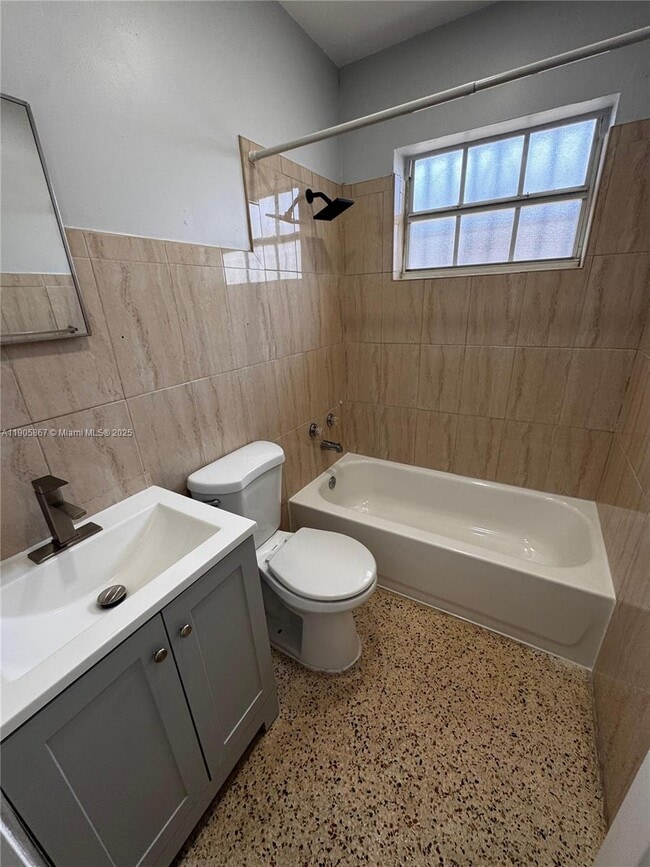 Foto del edificio - 175 NW 17th Pl