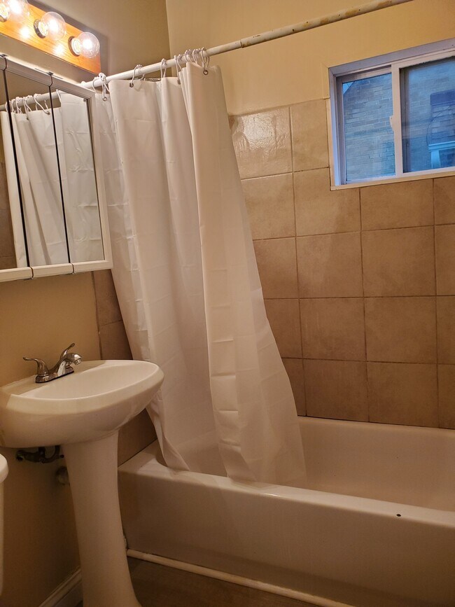 Foto del edificio - 2929 S 15th Pl
