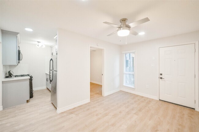 Foto del edificio - 2703 Mason St