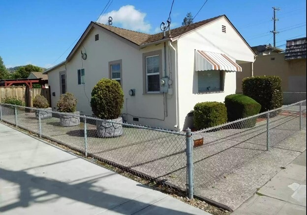 Photo - 1774 Bancroft Ave House