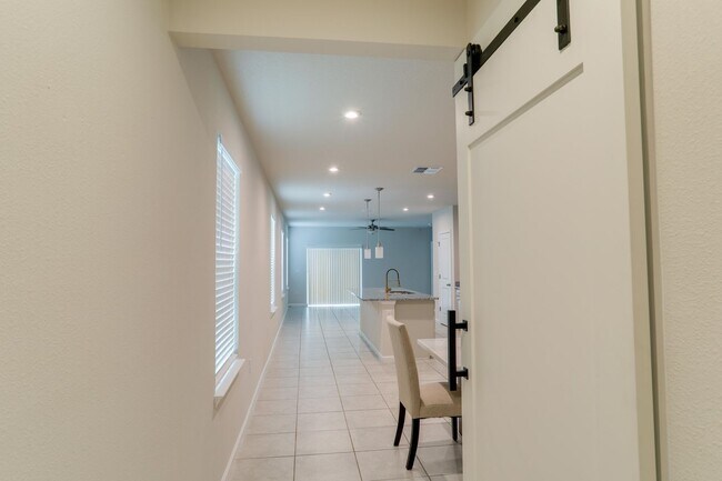 Building Photo - 1580 Eucalyptus Wy
