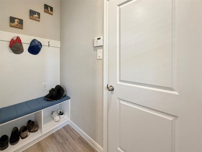 Foto del edificio - 25611 Ivory Gull Wy