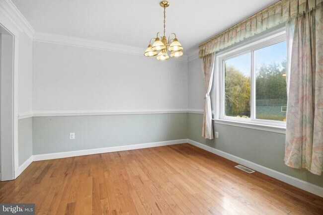 Foto del edificio - 14301 Perrywood Dr