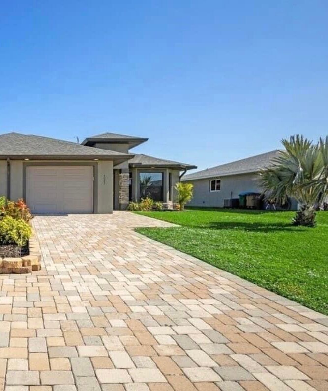 Primary Photo - 4023 SW 8th Pl