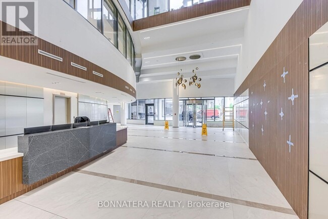 Photo du bâtiment - 5105 Hurontario St