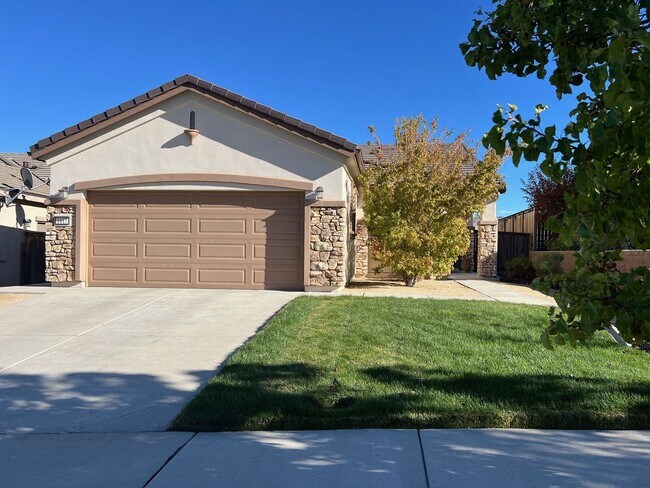 Foto del edificio - Del Webb Home Available