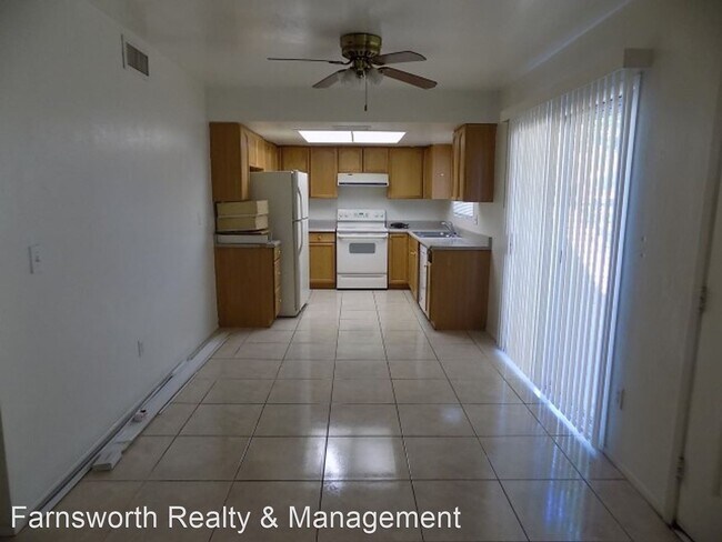 Foto del edificio - 3 br, 2 bath House - 19 W Concorda #101