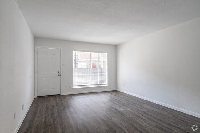 1BR, 1BA - 547SF - The Nathaniel Apartments