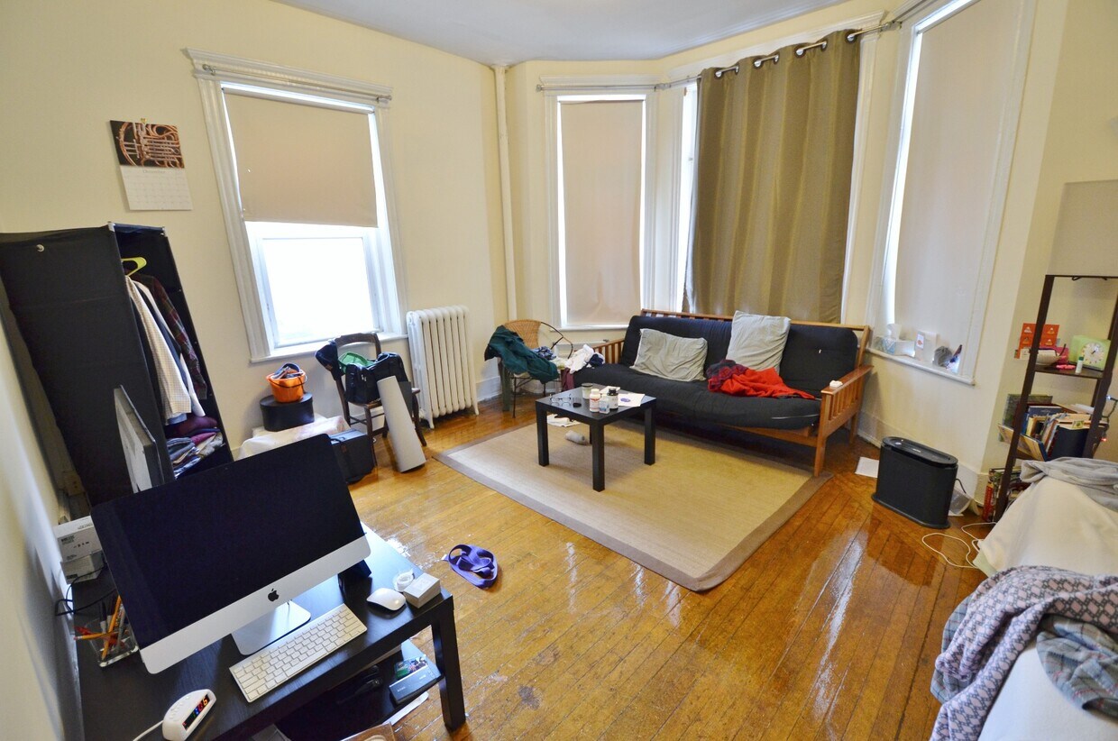 Foto principal - 108 Peterborough St