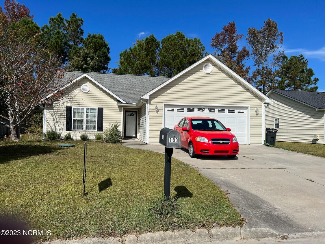 180 Crooked Run Dr, New Bern, NC 28560 House Rental in New Bern, NC