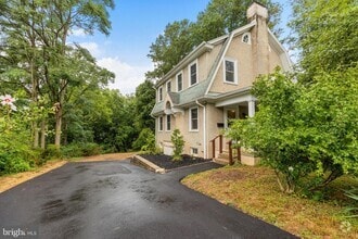 Building Photo - 108 Biddle Rd