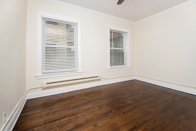 Foto del edificio - 1132 Maple Ave