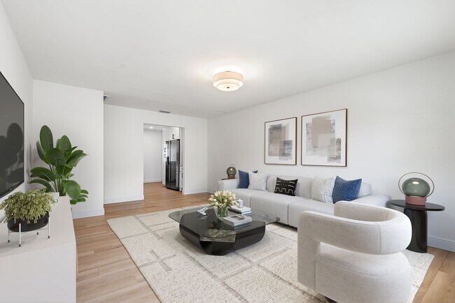 Foto del edificio - 3011 W Binnicker Ave